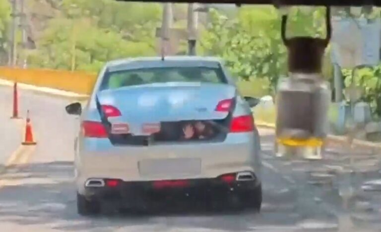 Se pidió suspender la Licencia de Conducir del Juez catamarqueño que llevó a su hija en el baúl de su auto