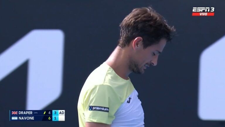 Mariano Navone debutó con una ajustada derrota en el Abierto de Australia 2025