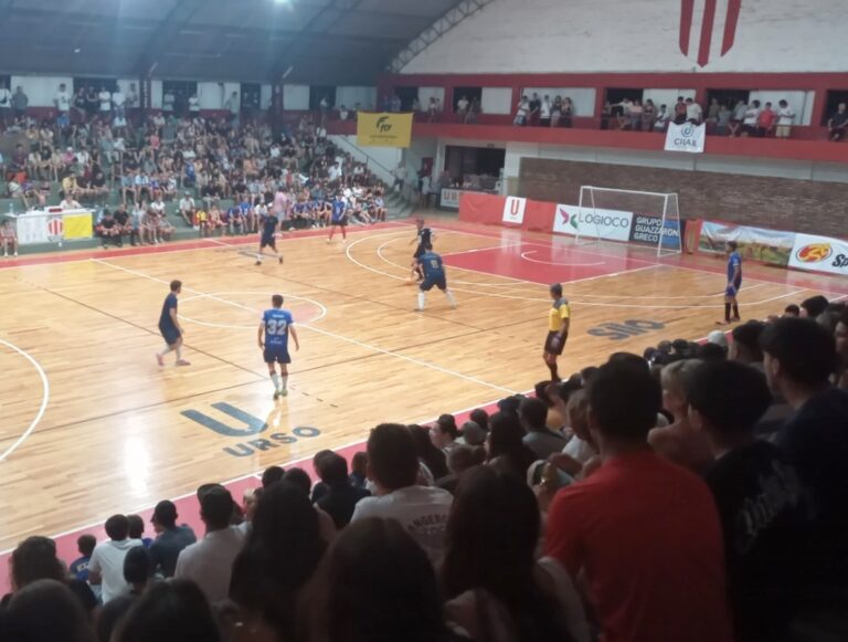 Esta noche finaliza la fase de grupos del Torneo que se juega en Atlético