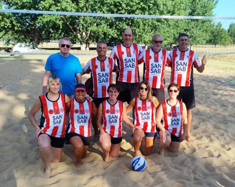 El equipo de Atlético ahora es Subcampeón en un Torneo de Beach en Trenque Lauquen