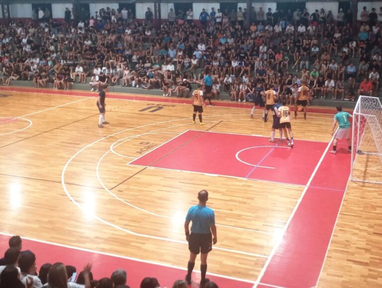 Se disputan el lunes las semifinales del atractivo Torneo de Verano