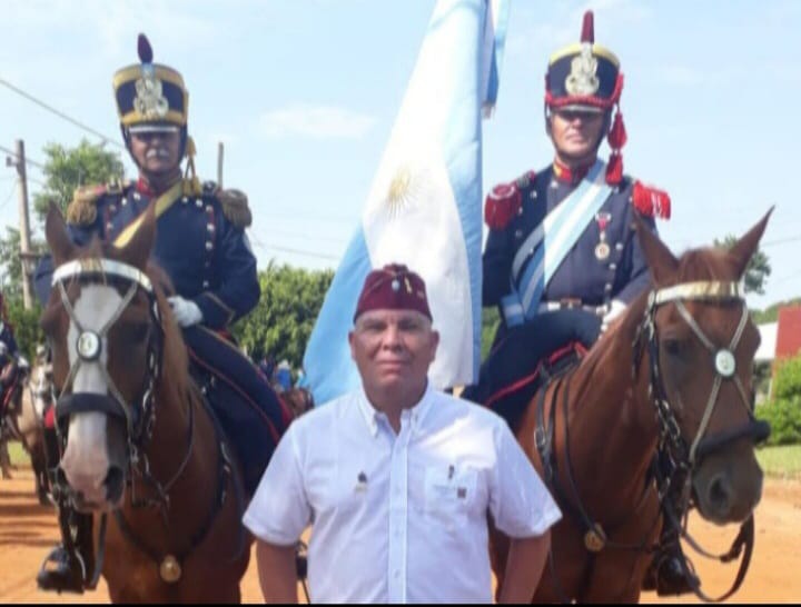 Convecino de Dudignac homenajea con orgullo a los Granaderos de San Martín