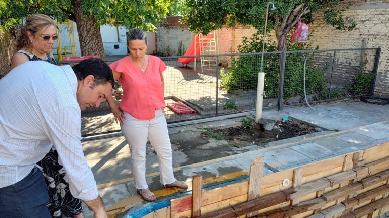María José Gentile supervisó los avances de la pileta del CEC Nº 801 ‘Pibelandia’