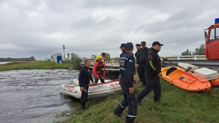 En Bolívar, tercer día de búsqueda: continúan los operativos para rescatar a tres desaparecidos en cursos de agua