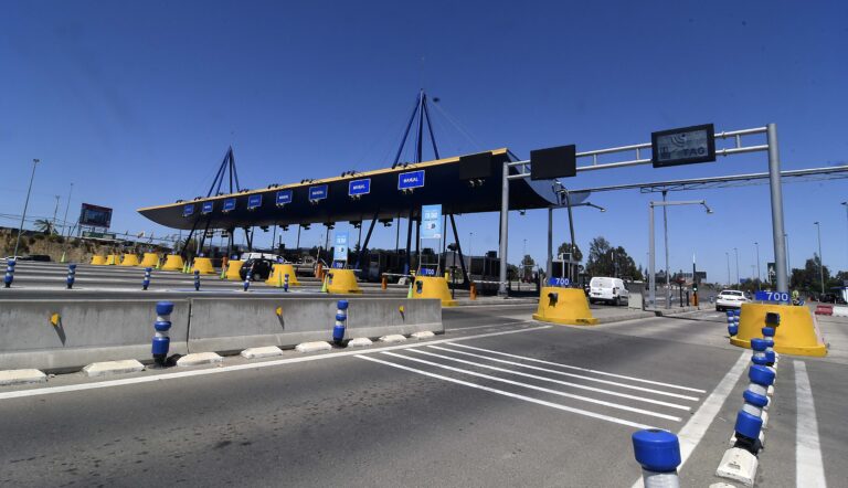 Se pide a Milei que elimine los peajes de las rutas