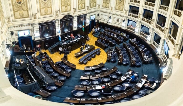 Se aprobó la Ley que actualiza el Registro de Deudores Alimentarios Morosos de la provincia de Buenos Aires