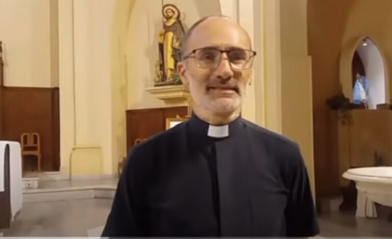 El Padre Guillermo Gómez se prepara para una Misión evangelizadora en Mozambique