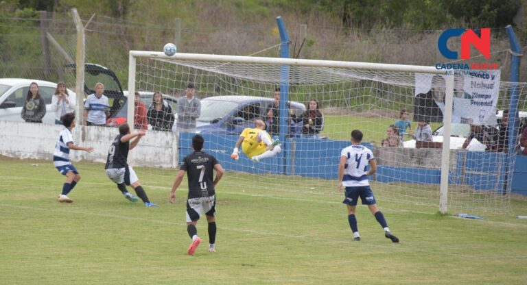 Libertad derrotó a French y se acercó al CAN