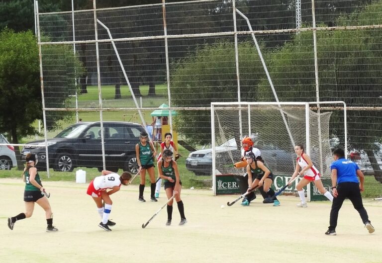 Atlético comenzó con fuerza en la segunda fecha del Torneo Oficial