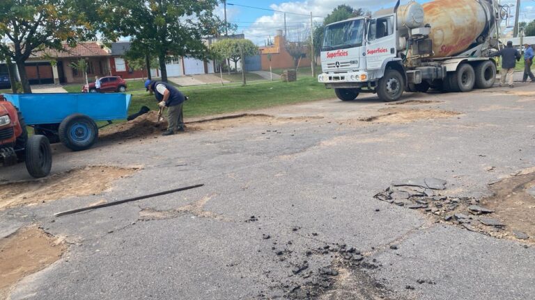 El Club San Martín realiza obras de mejoramiento en el acceso principal