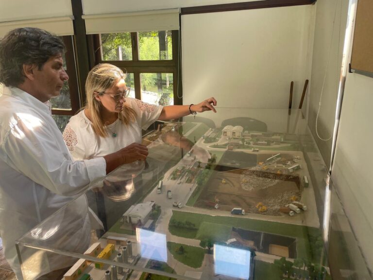 María José Gentile visitó al CEAMSE para avanzar en el relleno sanitario nuevejuliense