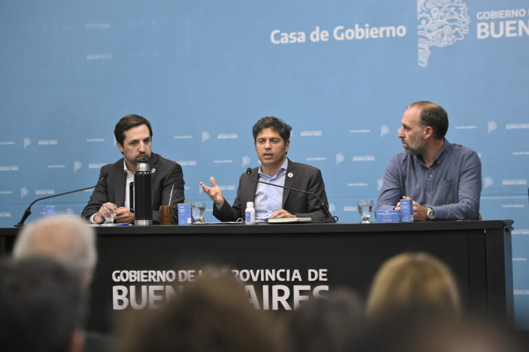 La Provincia presentó el programa Medicamentos Bonaerenses