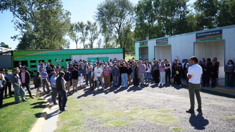 Más de 100 jóvenes dirigentes del radicalismo bonaerense se reunieron en Trenque Lauquen