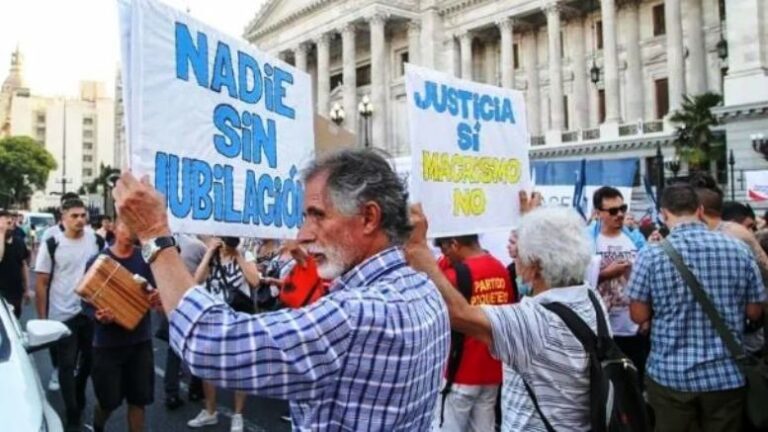 La oposición avanza con la discusión jubilatoria en el Congreso