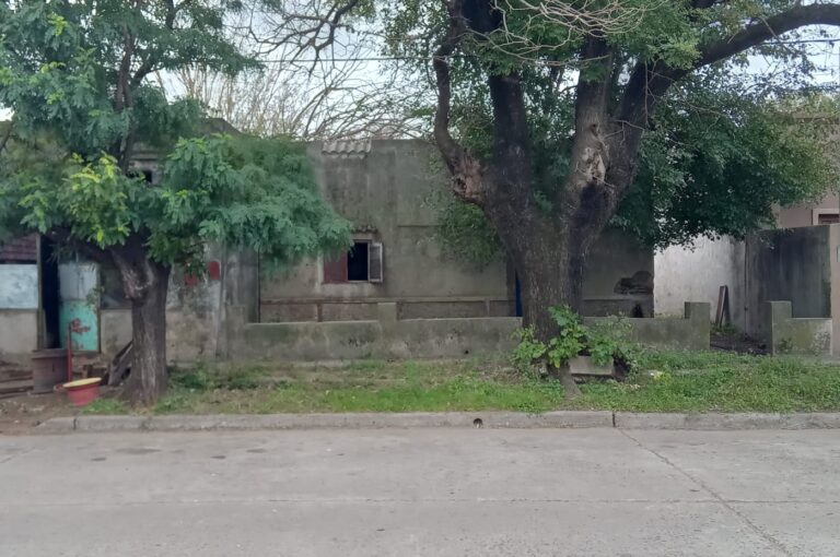 Un hombre de 52 años fue internado en estado crítico tras vivir en condiciones de abandono