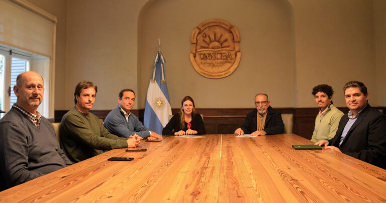 La UNNOBA firma convenio con CRECES para fortalecer el sector cooperativo de la provincia de Buenos Aires
