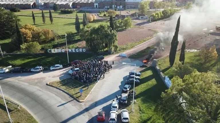 Alerta gremial Cerro Negro solicitó un Procedimiento Preventivo de Crisis y podría despedir a 500 trabajadores