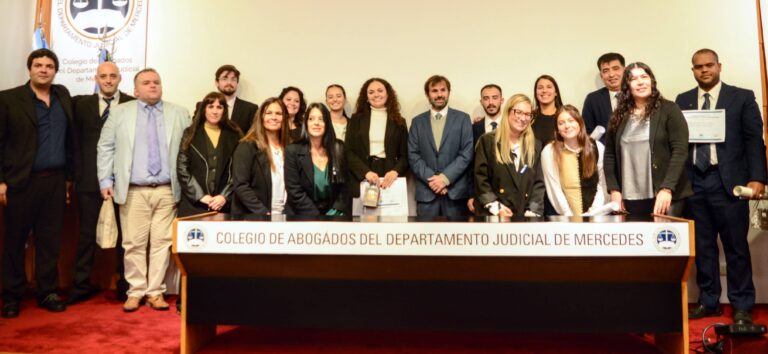Nuevos matriculados se incorporan al Colegio de Abogados de Mercedes