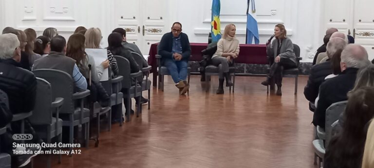 Autoconvocados de zonas rurales de Nueve de Julio analizaron soluciones urgentes por el estado de los caminos y el drenaje del agua