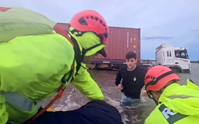 Tormenta sin tregua: más de 4.400 evacuados y tres desaparecidos en el norte bonaerense