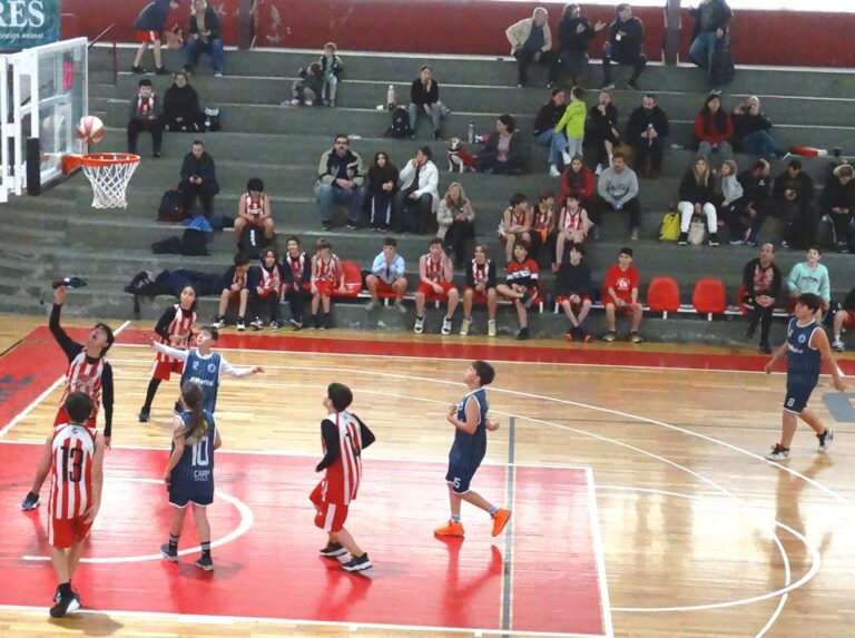 Atlético impuso su jerarquía ante Roque Pérez en una jornada reducida del Torneo de la ABCH