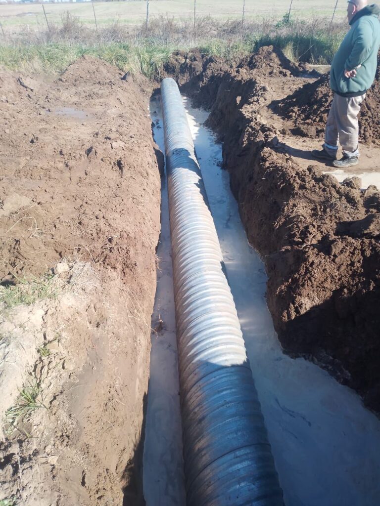 Avanzan las tareas de reparación en caminos rurales del distrito