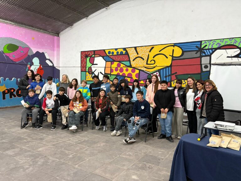 Estudiantes de primer año reafirmaron su compromiso con el cuidado del ambiente