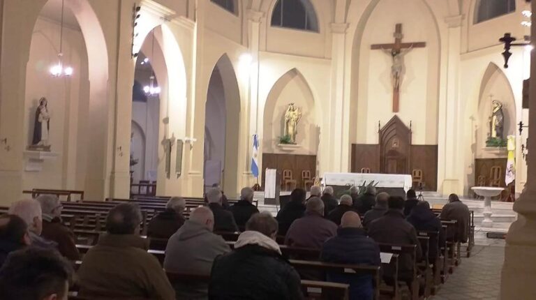 Madrugadores del 9: 11 Años de Oración ininterrumpida
