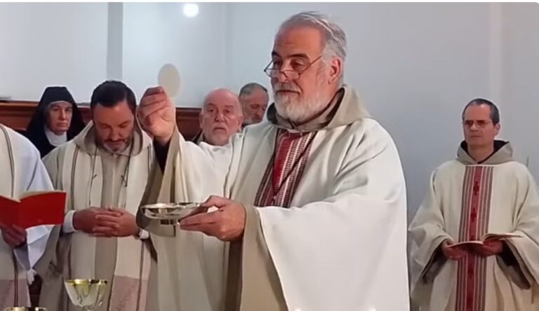 Padre Osvaldo Donnici: ‘El legado espiritual del Padre Mamerto Menapace sigue vivo en el Monasterio Benedictino de Los Toldos’