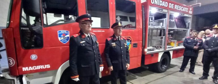 Los Bomberos Voluntarios de Nueve de Julio presentaron su nueva unidad adquirida en Polonia