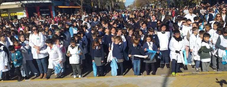 Emotiva conmemoración del Día de la Bandera: a 205 años de la muerte de Belgrano y 213 de su creación