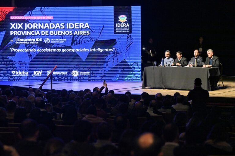 Kicillof Inauguró las XIX Jornadas de Infraestructura de Datos Espaciales en La Plata