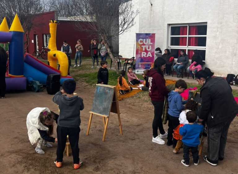 “Vacaciones de Invierno en Movimiento” llegó a Carlos María Naón y sigue recorriendo el distrito