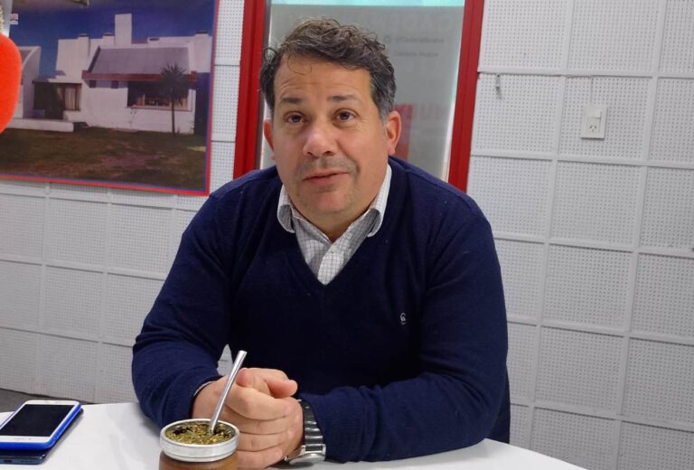Esteban Naudín impulsa un transporte escolar en la ciudad de 9 de Julio