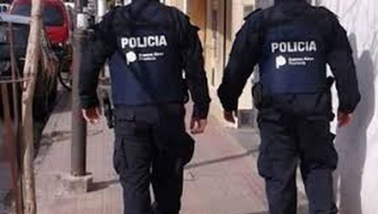 Investigación a 24 oficiales por conspiración contra la Policía Bonaerense: Desplazamiento y acusaciones de golpe institucional