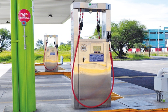 Estaciones de GNC preparan acciones legales por los cortes de gas que paralizan la actividad