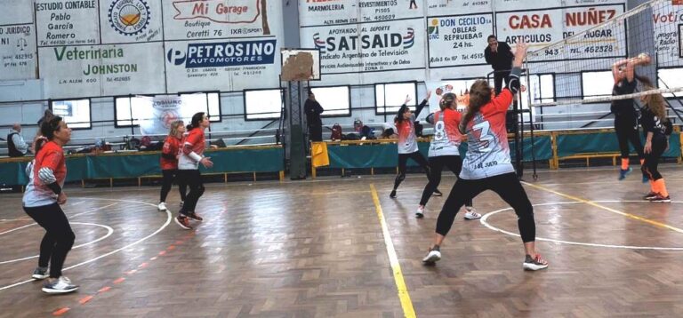 Gran desempeño del Club Atlético en la cuarta fecha de la Liga Femenina de Newcom +50