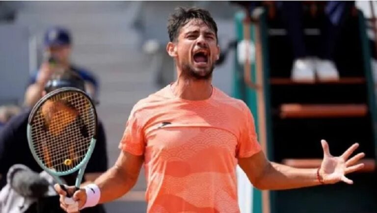 Mariano Navone logró una gran remontada ante Struff y avanzó en la qualy de Cincinnati