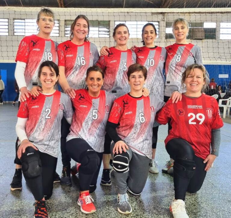 El Club Atlético arrasó en Las Flores y sigue liderando la competencia