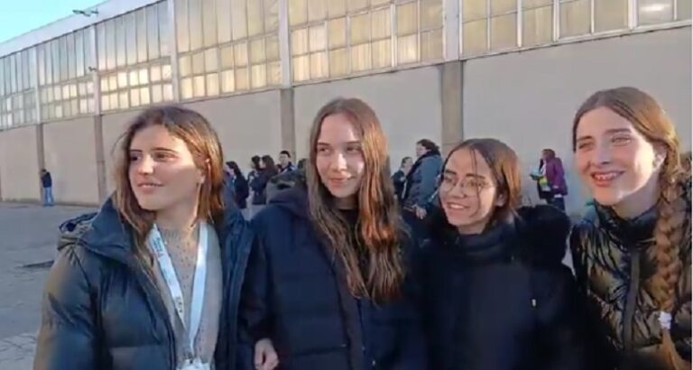 Jóvenes de Salliqueló compartieron su emoción en la ordenación de sacerdotes en Nueve de Julio