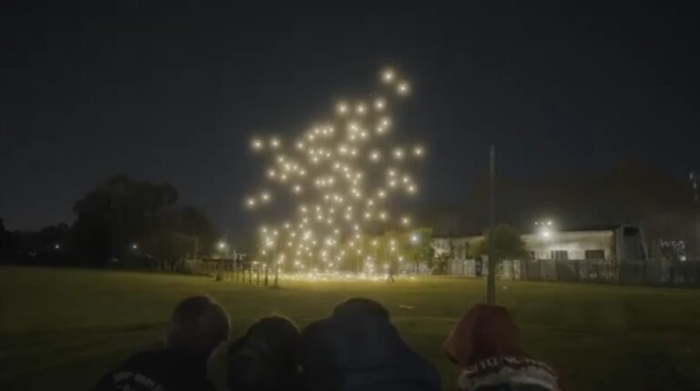Nuevos Aires: un show aéreo de drones marca un hito en comunicación política