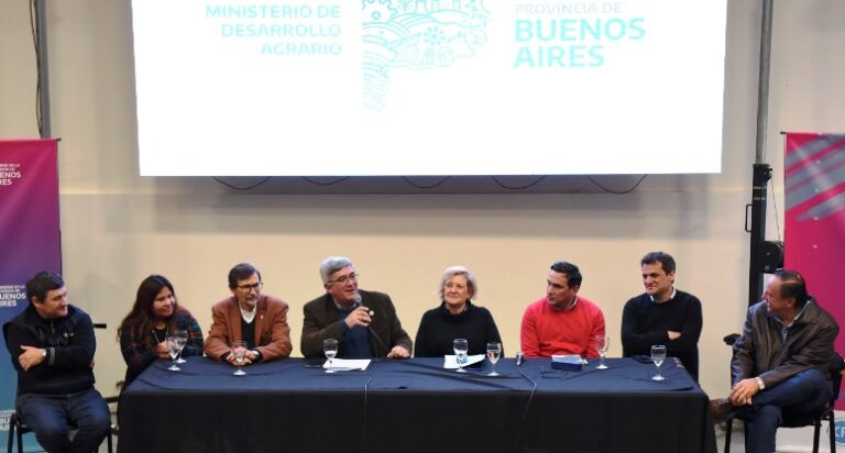 Javier Rodríguez: “El cooperativismo tiene potencial para ser la columna vertebral del sector agropecuario”