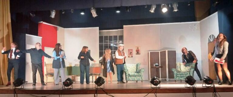 “Estamos al Horno” encendió el Rossini: risas, aplausos y un estreno con emoción