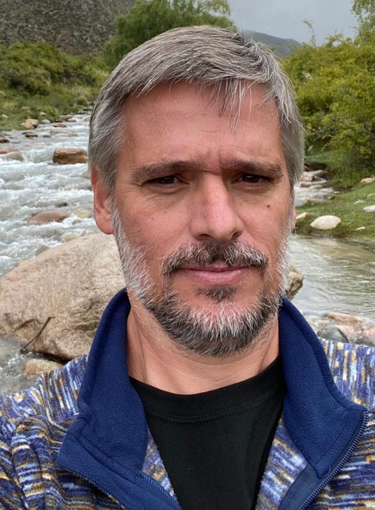 Francisco Brusa, el biólogo nuevejuliense que ayudó a llevar al mundo el fondo del Mar Argentino