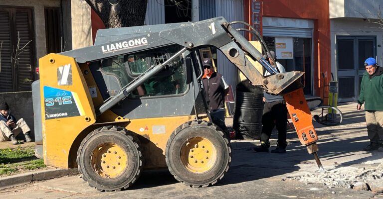 Continúan las obras de bacheo