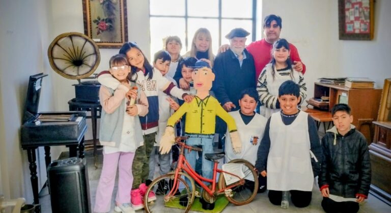 El proyecto “Museo a las Escuelas” continúa acercando la historia a los estudiantes nuevejulienses