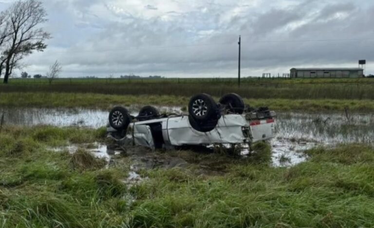 Un bolivarense falleció tras volcar con su camioneta en la ruta 205