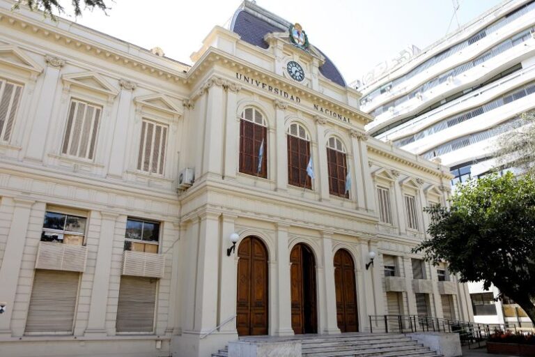 El 11 de septiembre habrá asueto académico en facultades y colegios de la Universidad Nacional La Plata