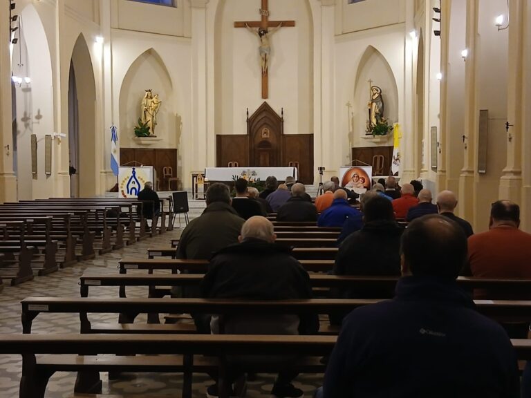 Encuentro 285 de ‘Madrugadores del 9’ de oración ininterrumpida a 11 años de su nacimiento