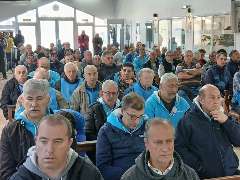 Encuentro Regional de Madrugadores en La Plata: más de 200 varones se reunieron para rezar y reflexionar con San José como guía